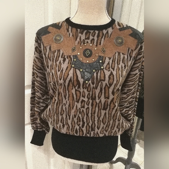 Italian Leopard print wool sweater S - Picture 1 of 9